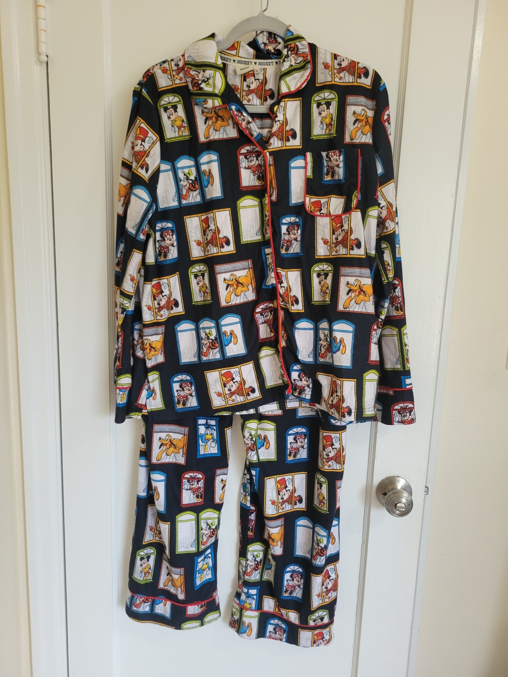 Disney Macys Mickey Mouse Balloon Window 2 Pc Pajama Set Size XL  Minnie Goofy